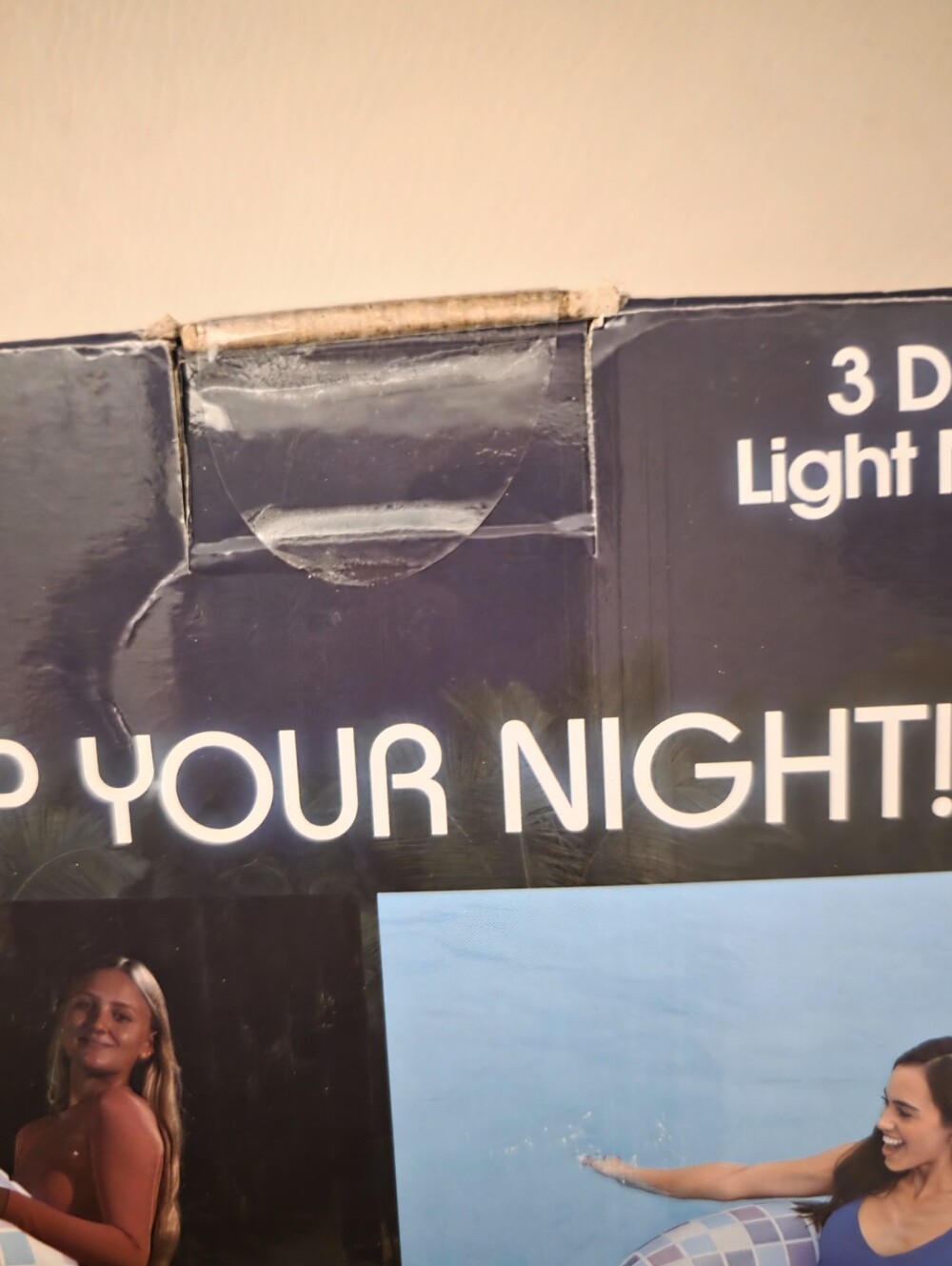 NWT - LED Illuminating Pool Float - Picture 3 of 4